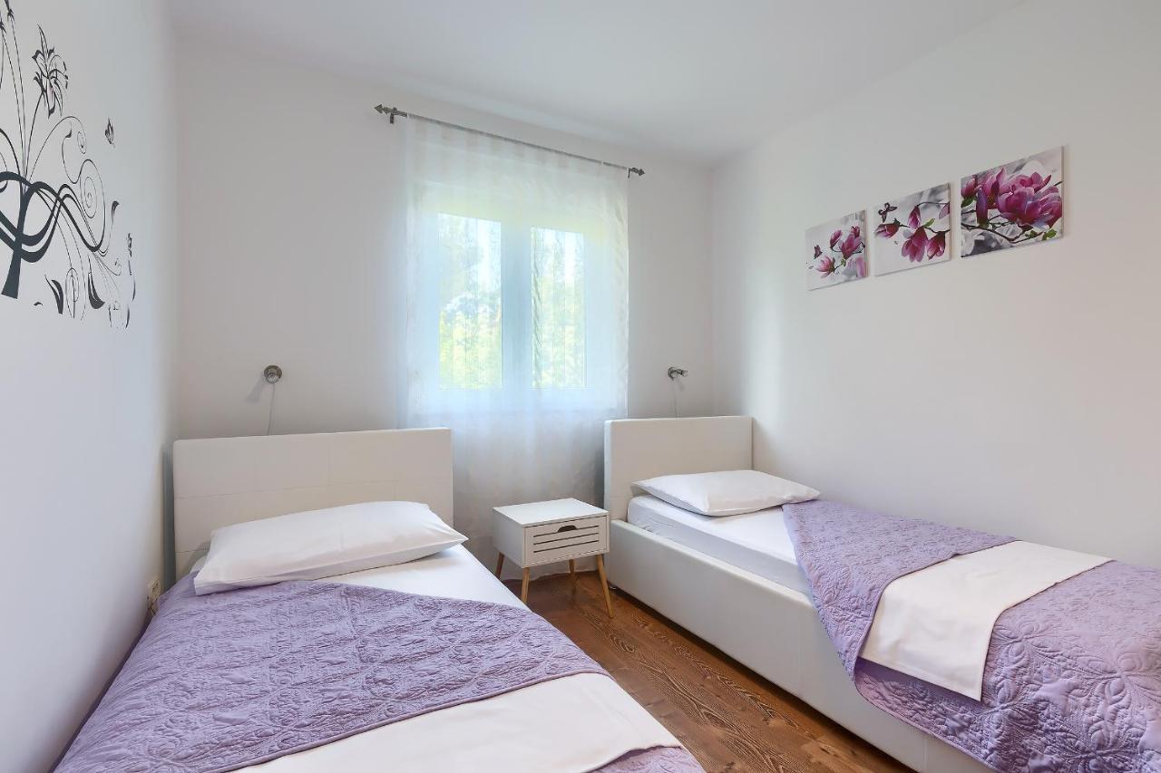 Apartments Gilly 1 Premantura Dış mekan fotoğraf